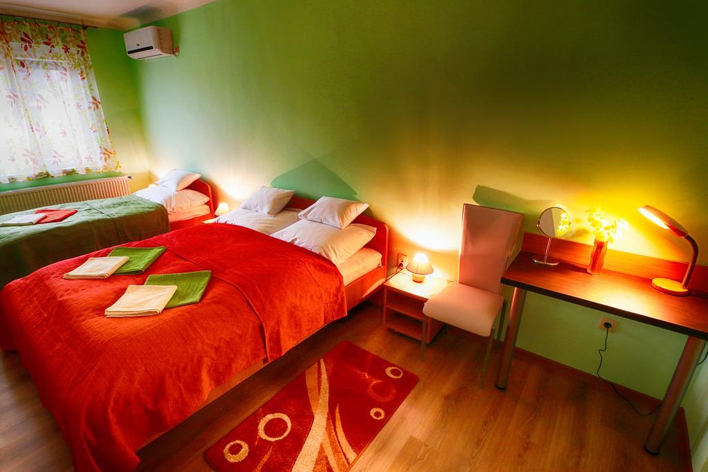 Mars Ii. Apartman Lejlighed Szeged Eksteriør billede